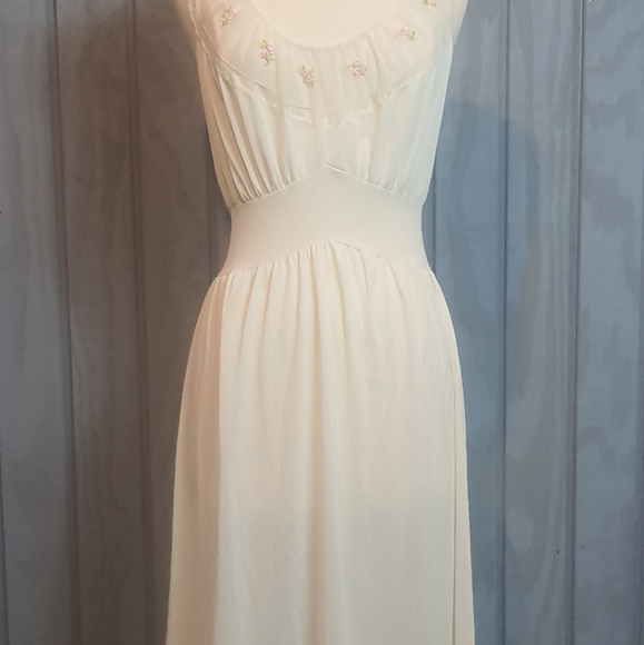 Vintage 80's Negligee Peignoir Sheer Chiffon Nightgown Petit Point White Wedding - Picture 2 of 11